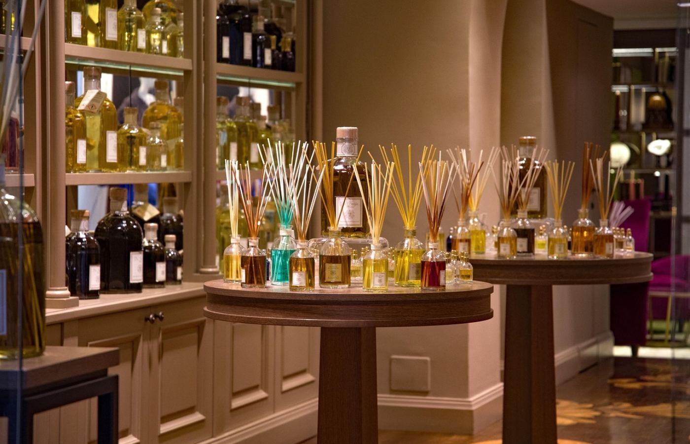 العطور والبخور